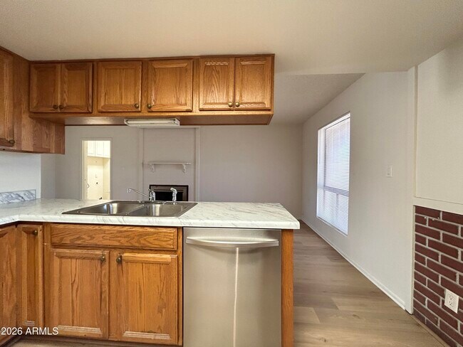 Foto del edificio - 18016 N 15th Ave