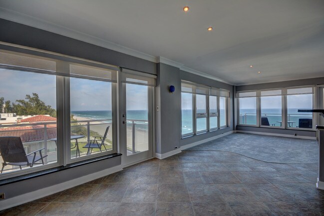 Foto del edificio - 2066 N Ocean Boulevard 7ne