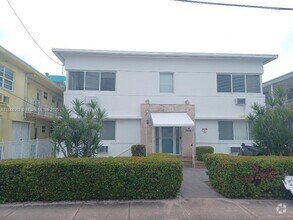 Building Photo - 6950 Byron Ave