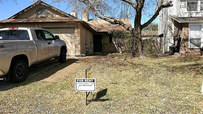 Foto del edificio - 12214 Thompkins Dr