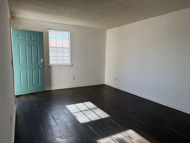 Photo - For Rent - Great Duplex Unit in North Nashville House