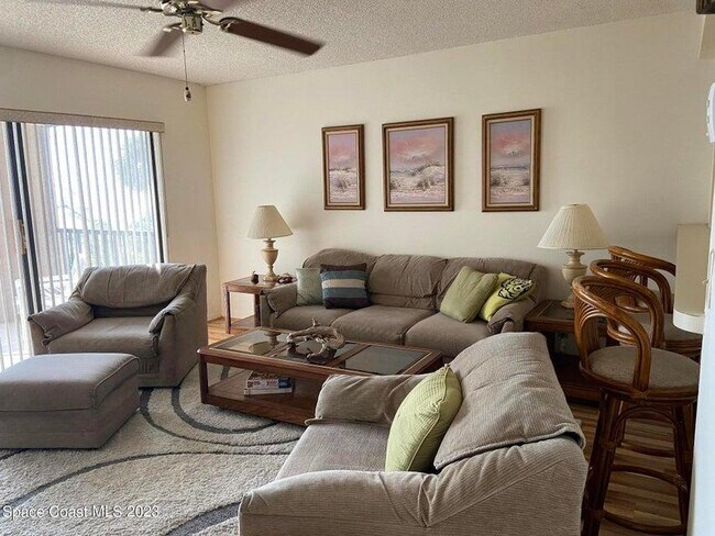 Foto del edificio - 1540 Riverside Dr