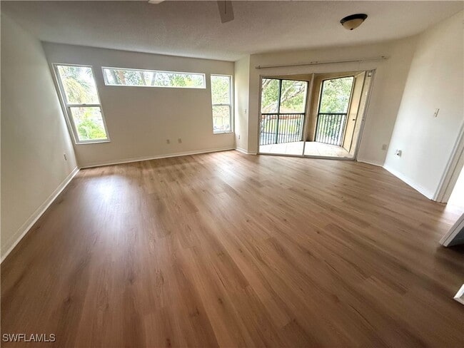 Building Photo - 8940 Colonnades Ct E