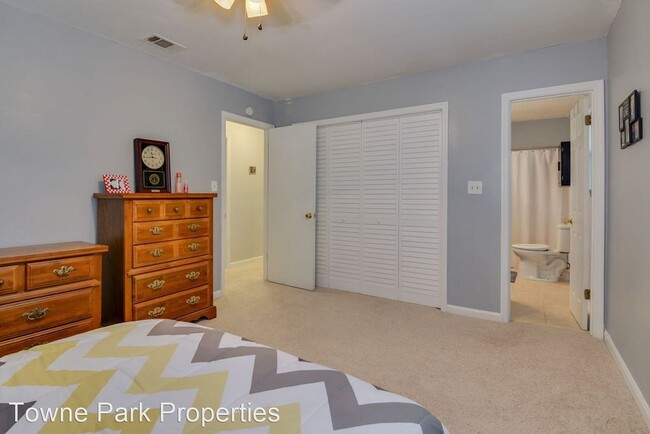 Building Photo - 3 br, 2 bath House - 217 Dry Creek Road
