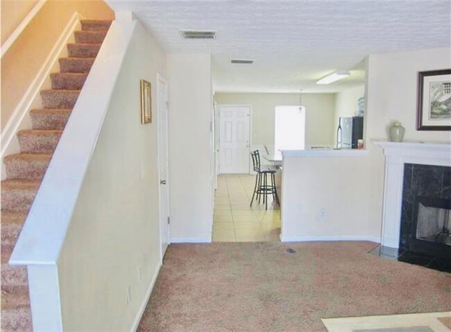 Building Photo - 2940 Vining Ridge Terrace