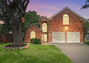 Building Photo - 2913 Cedar Pass Ct