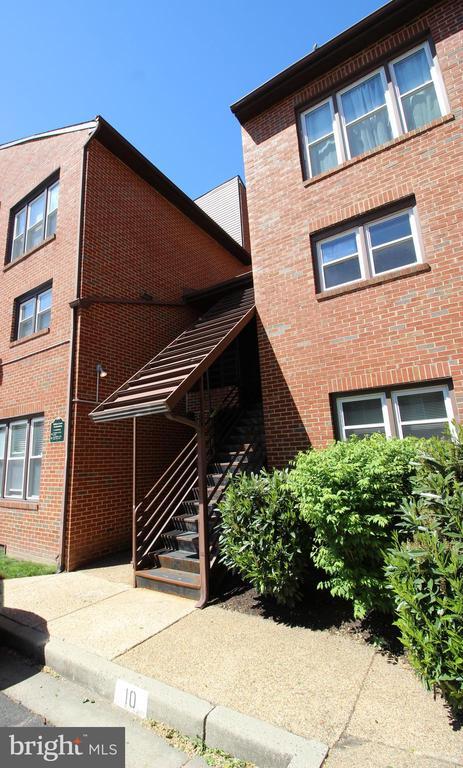 Primary Photo - 1135 N Utah St