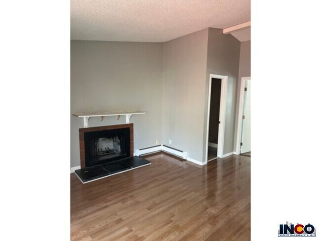 Foto del edificio - MOVE IN SPECIAL!!! 1/2 OFF THE 1ST MONTHS ...