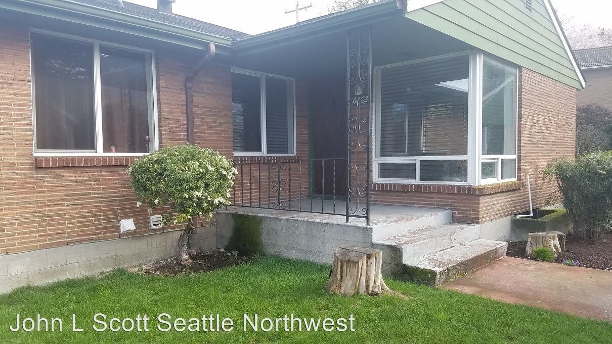 Foto principal - 6700-6702 Rainier Ave S