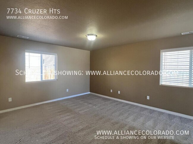 Foto del edificio - 7734 Cruzer Hts