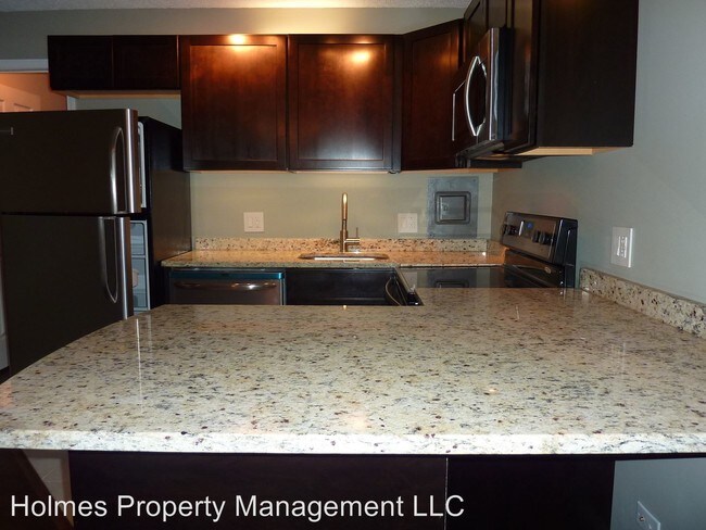 Foto del edificio - 1 br, 1 bath Room For Rent - 510 14th St #101