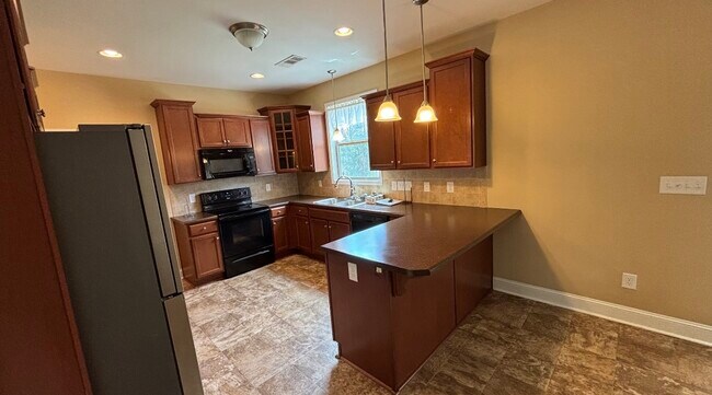 Foto del edificio - 1023 Edenbrooke Cir