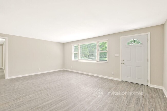 Building Photo - 5131 Rosebay Ct