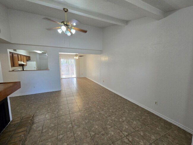 Foto del edificio - College Station - 2 Bedroom / 1 Bath Condo...