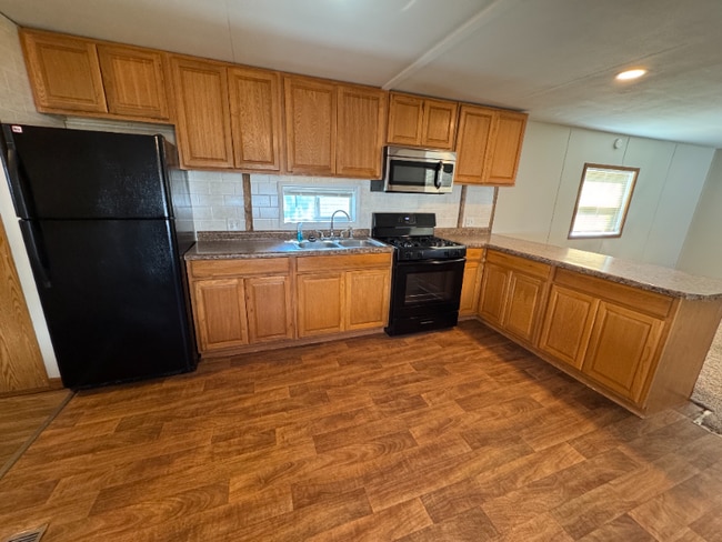 Building Photo - 4664 US-30
