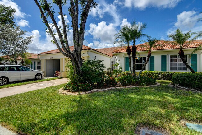 Building Photo - 6065 Lake Hibiscus Dr