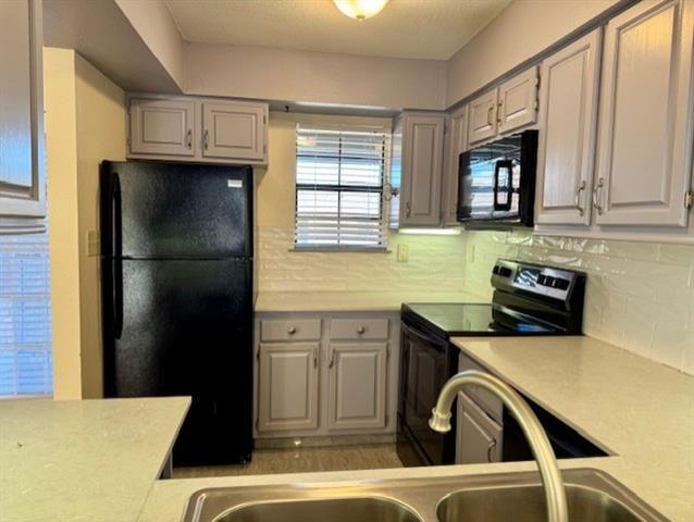 Building Photo - 2733 Silver Creek Dr
