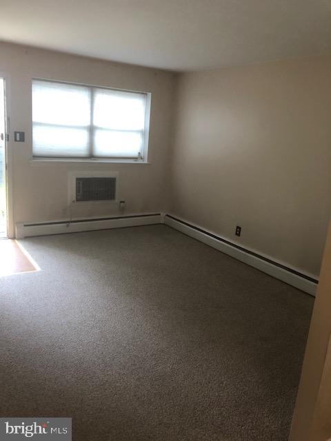 Primary Photo - 250 Haddon Ave