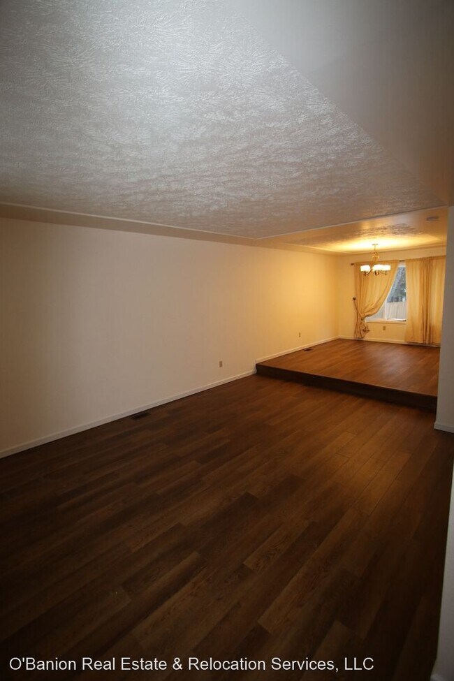 Building Photo - 4 br, 2.5 bath House - 3070 Admiralty Bay ...