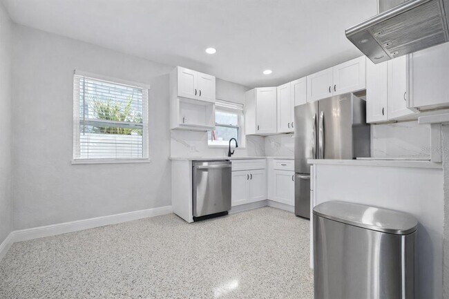 Foto del edificio - 540 32nd St S