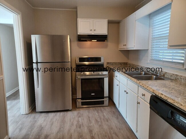 Foto del edificio - 2765 Drew Valley Rd NE