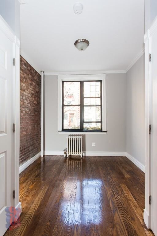 Primary Photo - 384 E 10th St