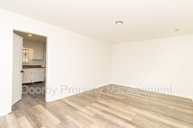 Foto del edificio - 303 Hillcrest Ave