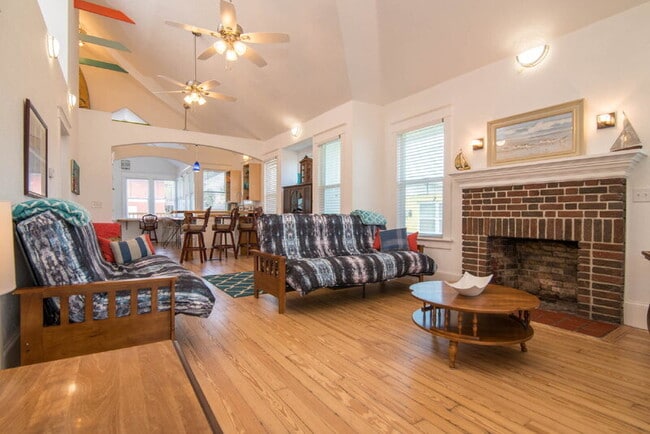 Photo - 609 Lenox Ave House