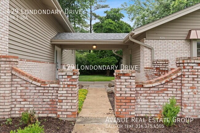 Foto del edificio - 429 Londondary Dr