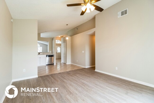 Building Photo - 2826 Delcrest Ct