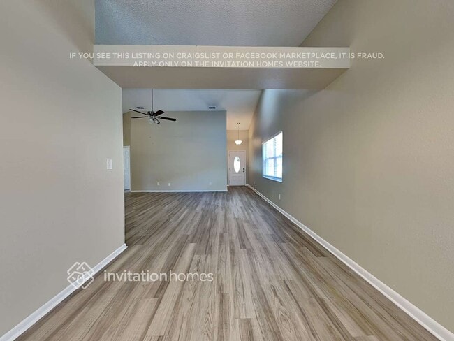 Building Photo - 11417 Smokethorn Dr