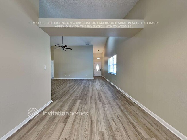 Foto del edificio - 11417 Smokethorn Dr