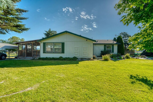 Foto del edificio - For Lease: 3BR/2BA Home with Spacious Yard...