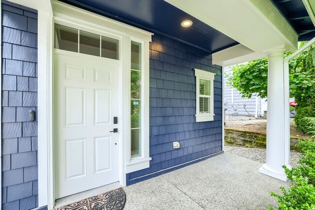 Foto del edificio - 5bd/3.5ba Bellevue Hoome