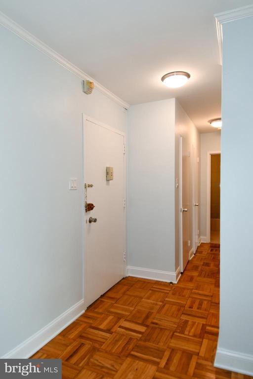 Foto del edificio - 4000 Tunlaw Rd NW