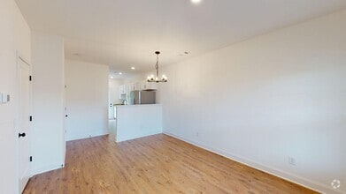 Building Photo - 830 Levitan Dr