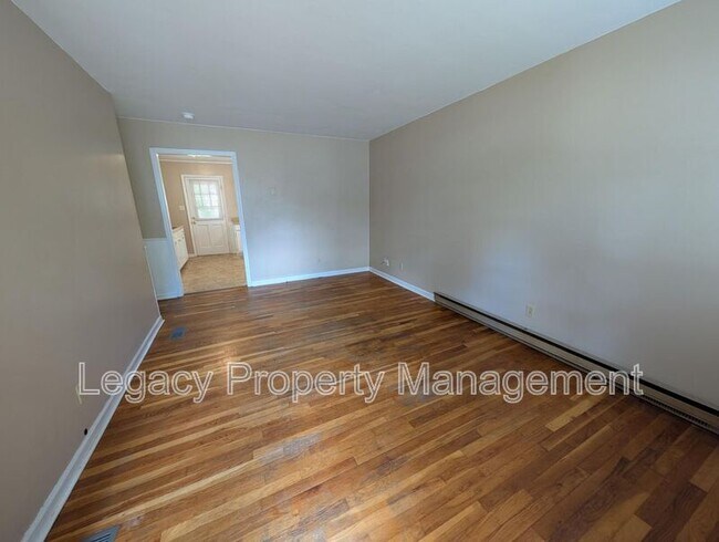 Foto del edificio - 2202 Maywood St