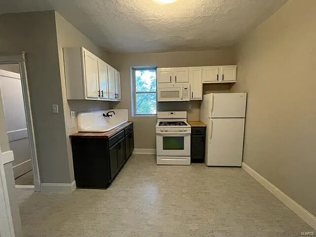 Building Photo - 3134 Miami St