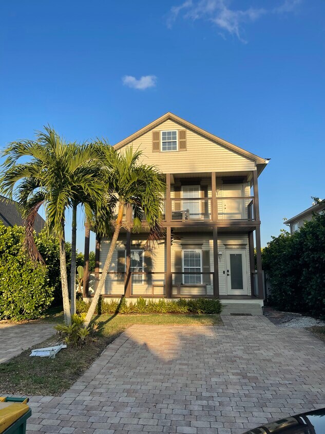 369 Leawood Cir, Naples, FL 34104 House Rental in Naples, FL