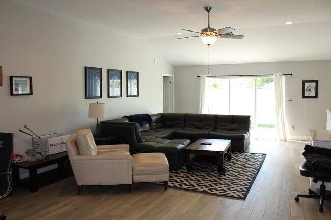 Foto del edificio - 12872 Meadowbend Dr