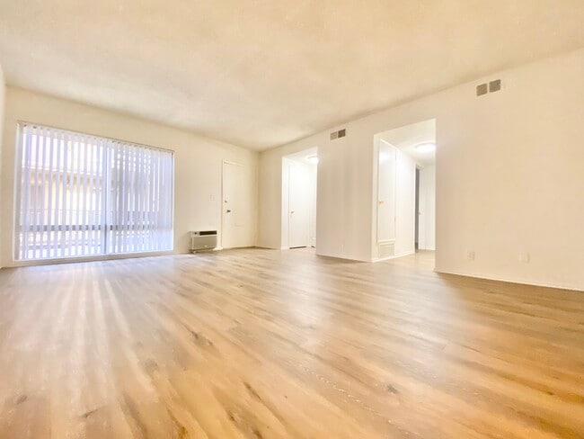 Foto del edificio - 1140 N Clark St