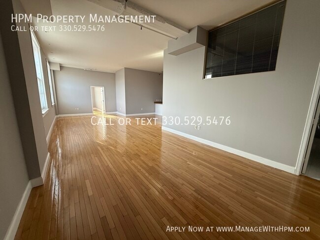 Foto del edificio - 2404 Prospect Ave E