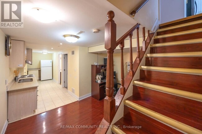 Photo du bâtiment - 3 Grosbeak Crescent