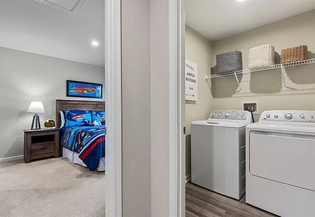 Foto del edificio - 2570 Haskell Dr