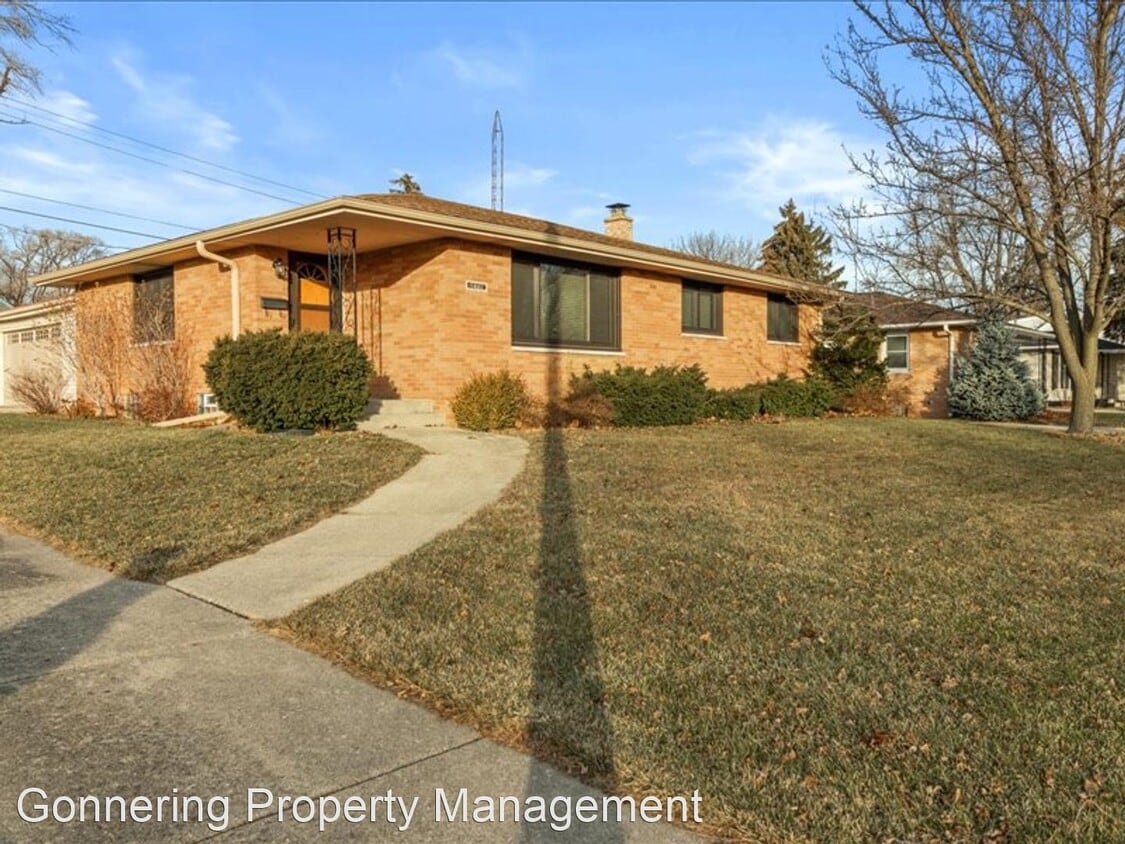 3 br, 1.5 bath House 5422 46th Ave. House for Rent in Kenosha, WI