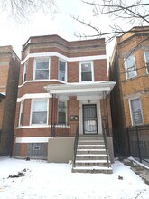 Building Photo - 7224 S St Lawrence Ave