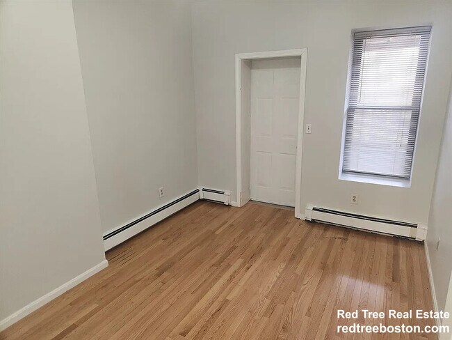 Foto del edificio - 3148 Washington St