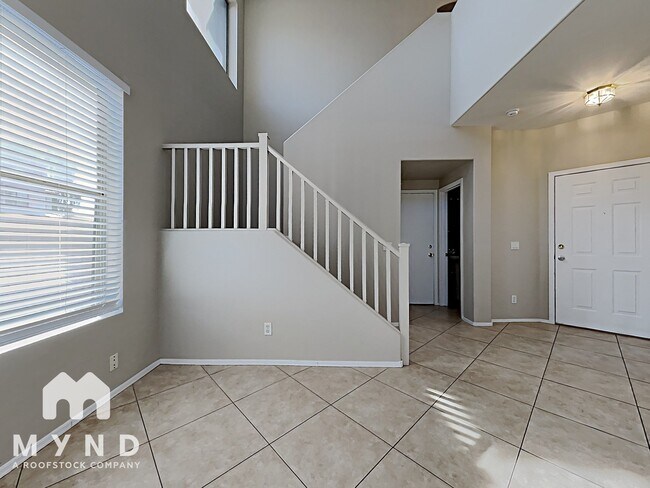 Foto del edificio - 2121 N 29th Pl