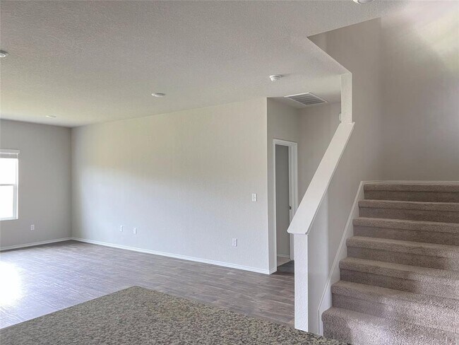 Building Photo - 15121 Siberian Elm Ln