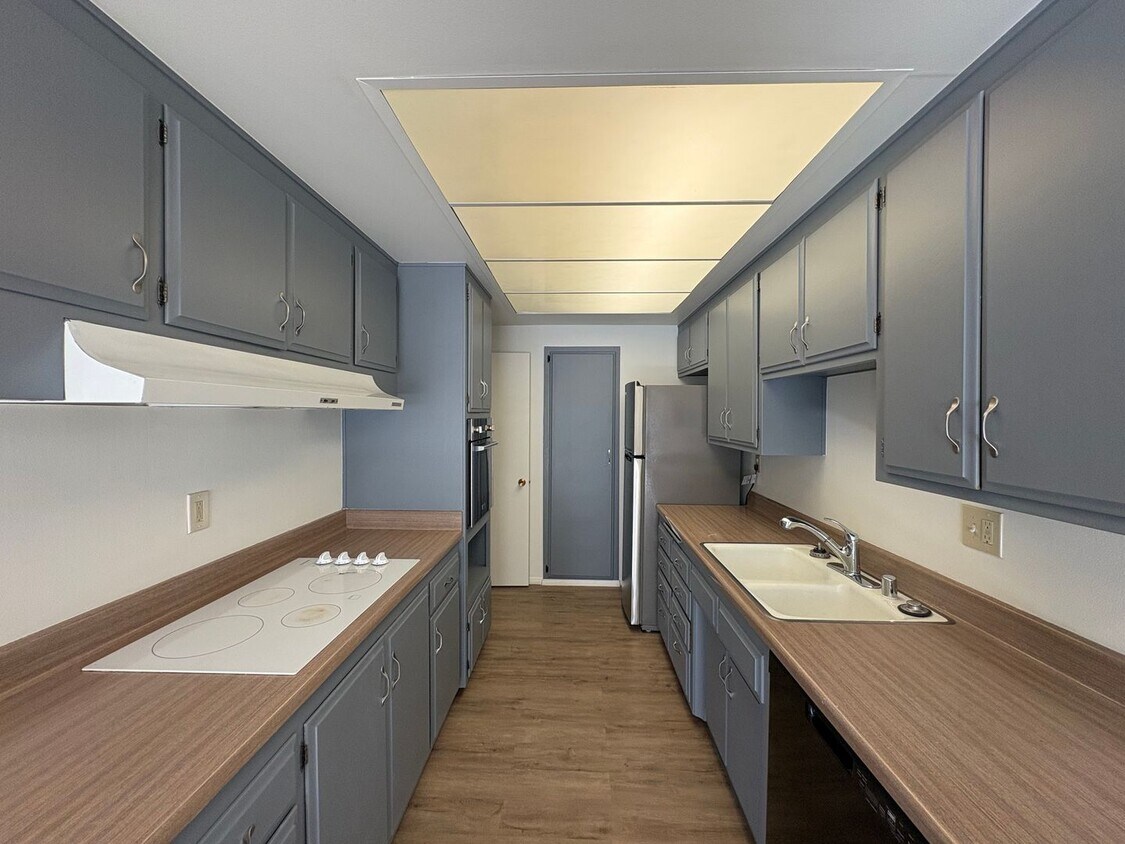 Foto principal - Beautiful 2B/2BA Home in Rancho Bernardo i...